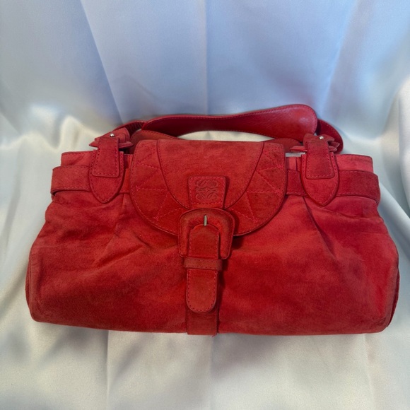 Vintage Loewe Red Suede Bag with Striped Interior - Picture 7 of 11